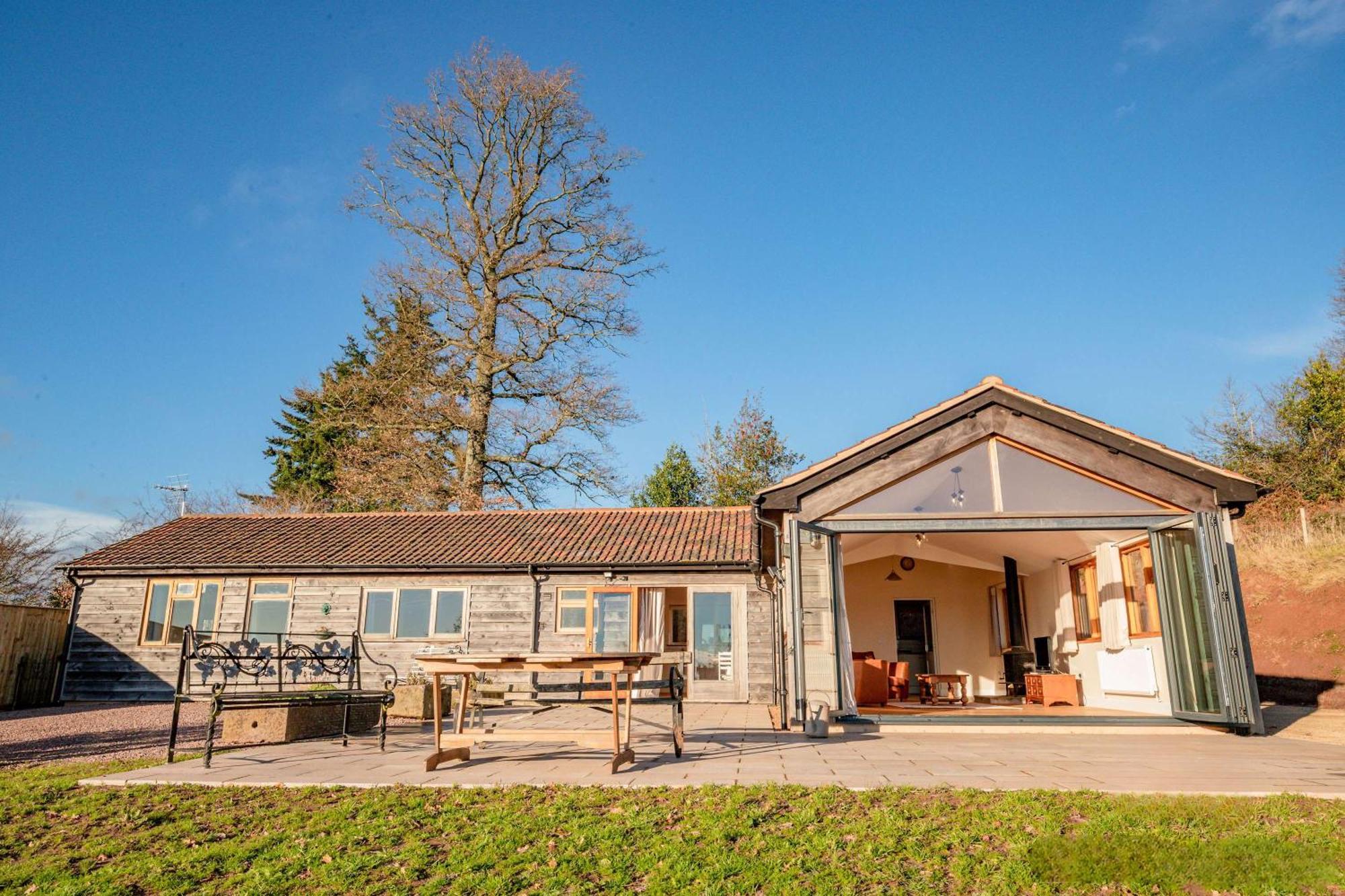 Host & Stay - Upperley Barn 布罗姆亚德 外观 照片
